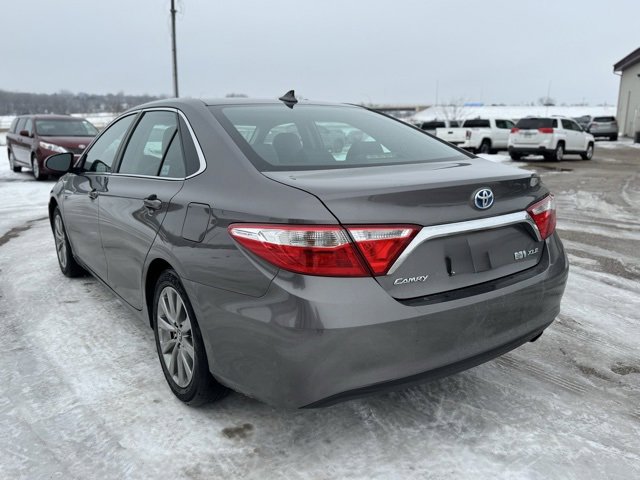Used 2017 Toyota Camry XLE image 16