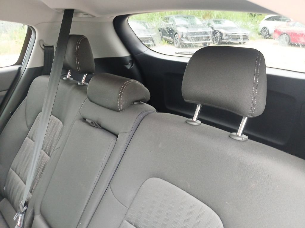 Used 2022 Kia Sportage LX AWD/4WD image 15