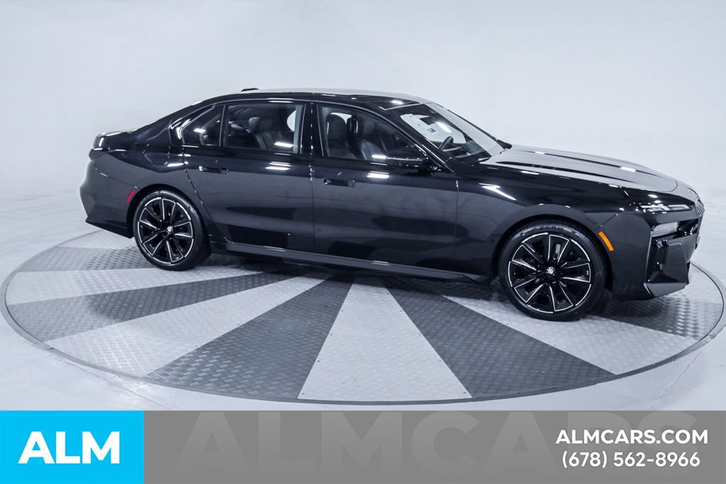 Used 2026 BMW 740i w/ Premium Package RWD image 13