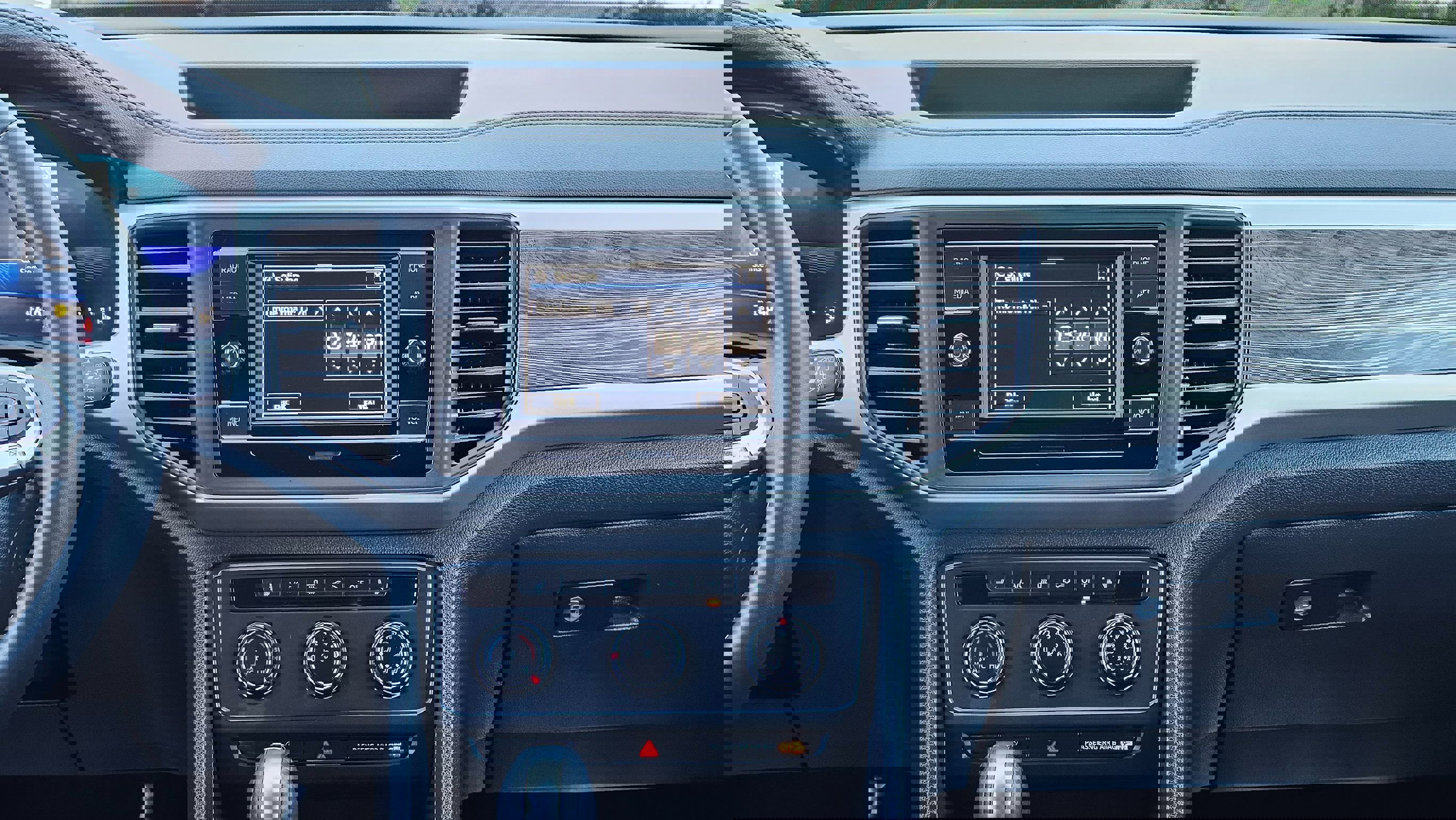 Used 2023 Volkswagen Atlas Cross Sport SE image 24