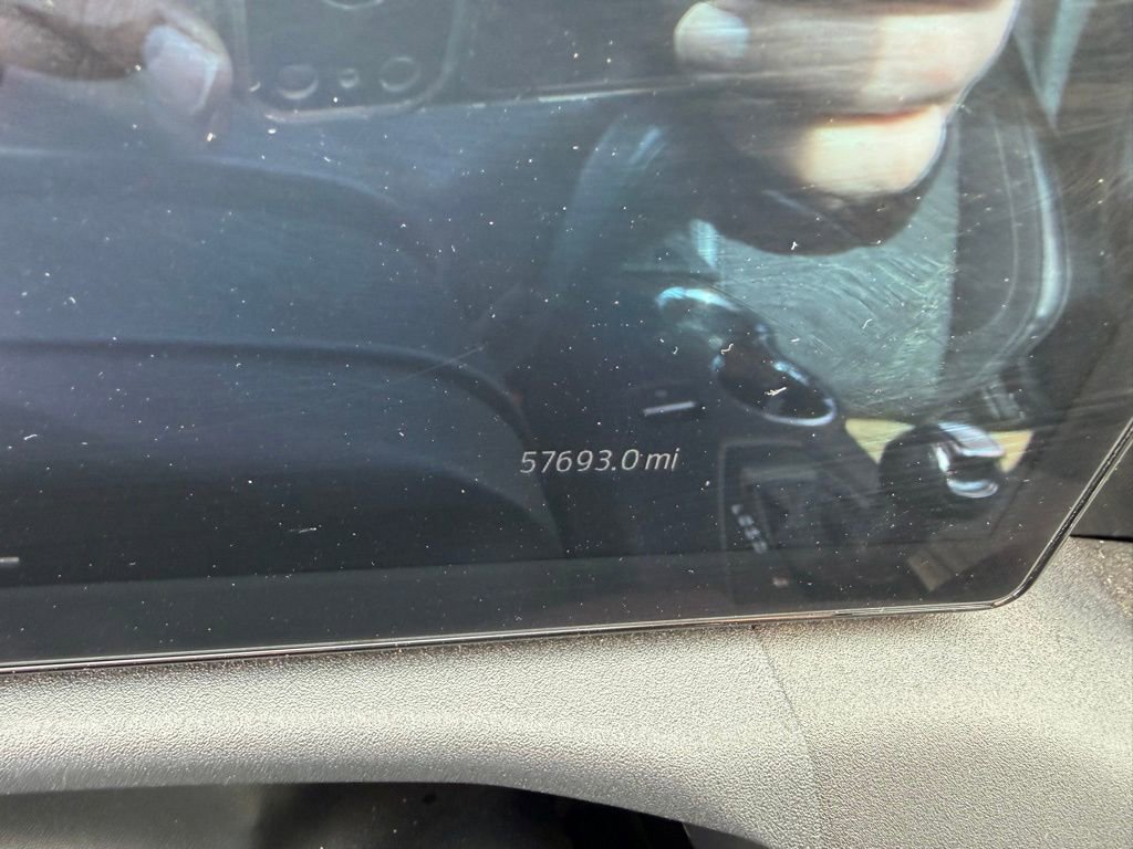 Used 2024 Ford Mustang Convertible image 11