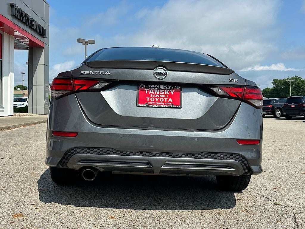 Used 2021 Nissan Sentra SR w/ SR Premium Package FWD image 4