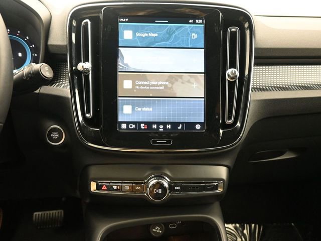 Used 2023 Volvo XC40 B5 Plus w/ Protection Package Premier image 11