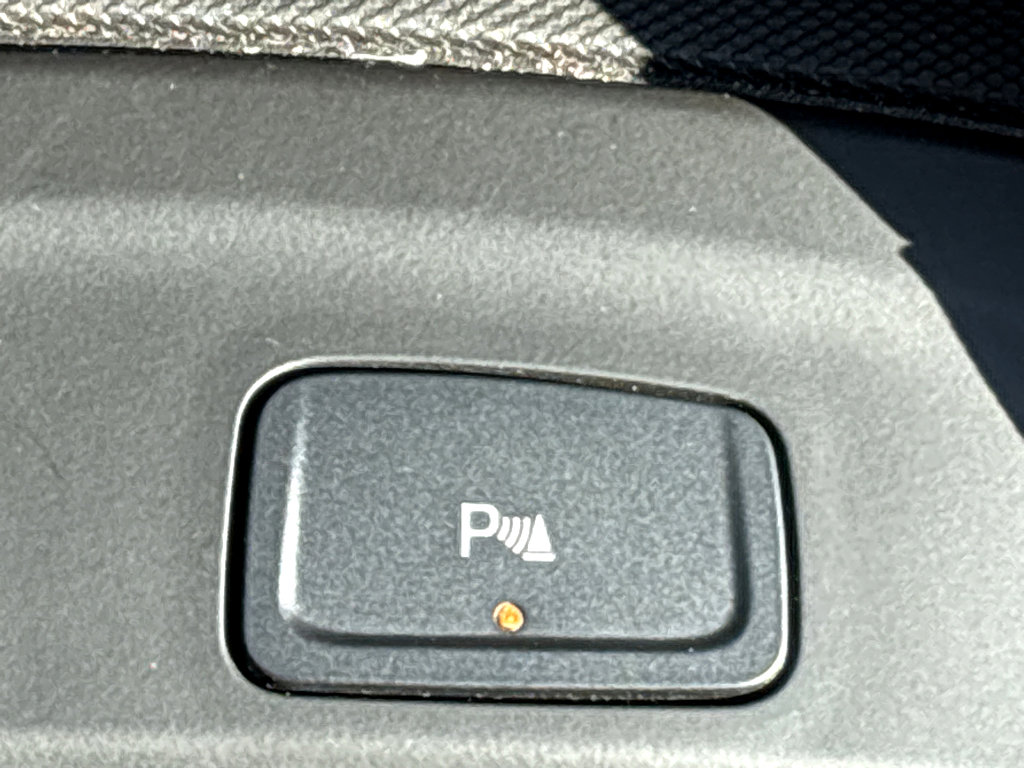 Used 2022 Chevrolet Equinox LT image 33