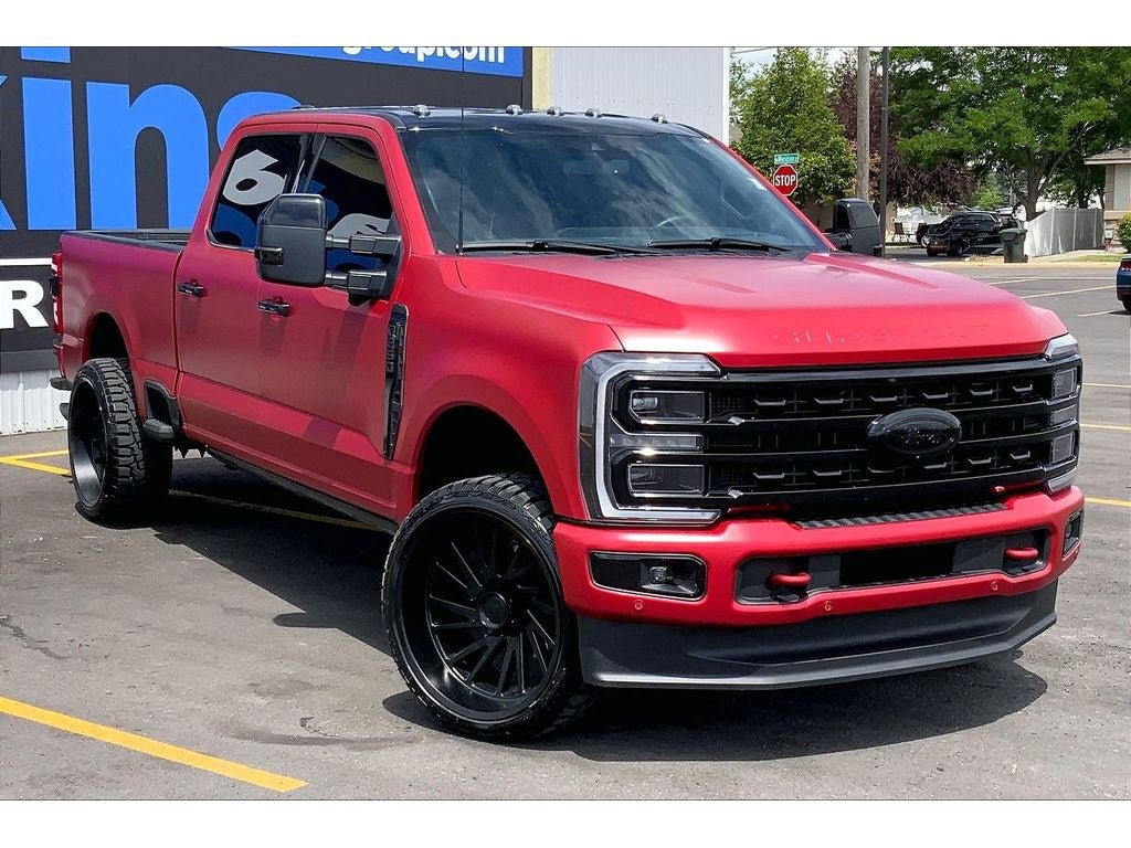 Used 2024 Ford F250 Platinum AWD/4WD image 2