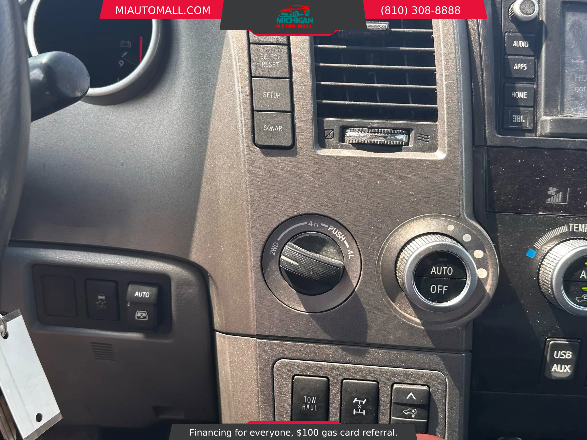 Used 2015 Toyota Sequoia Platinum image 17