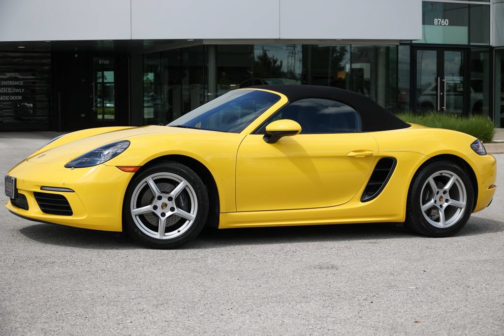Certified 2024 Porsche 718 Boxster RWD image 9