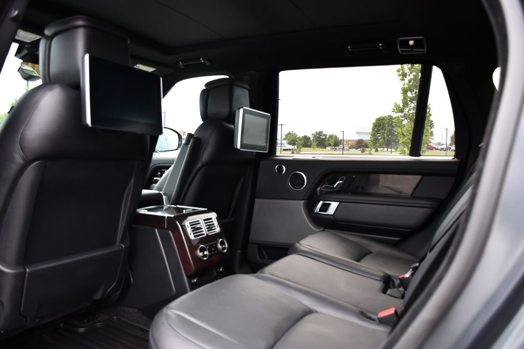 Used 2019 Land Rover Range Rover Long Wheelbase Supercharged AWD/4WD image 29
