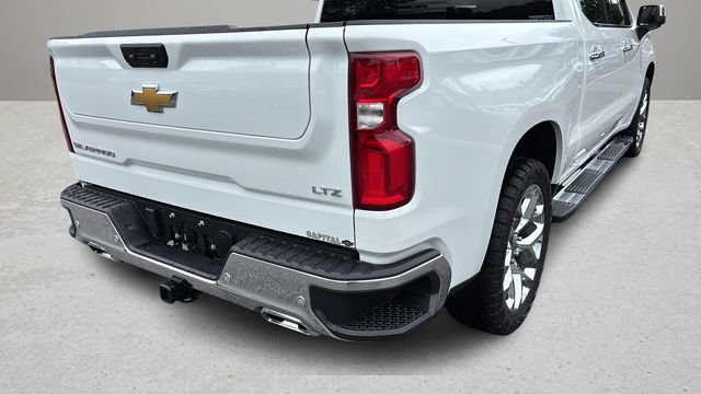 Used 2025 Chevrolet Silverado 1500 LTZ w/ LTZ Premium Package AWD/4WD image 36