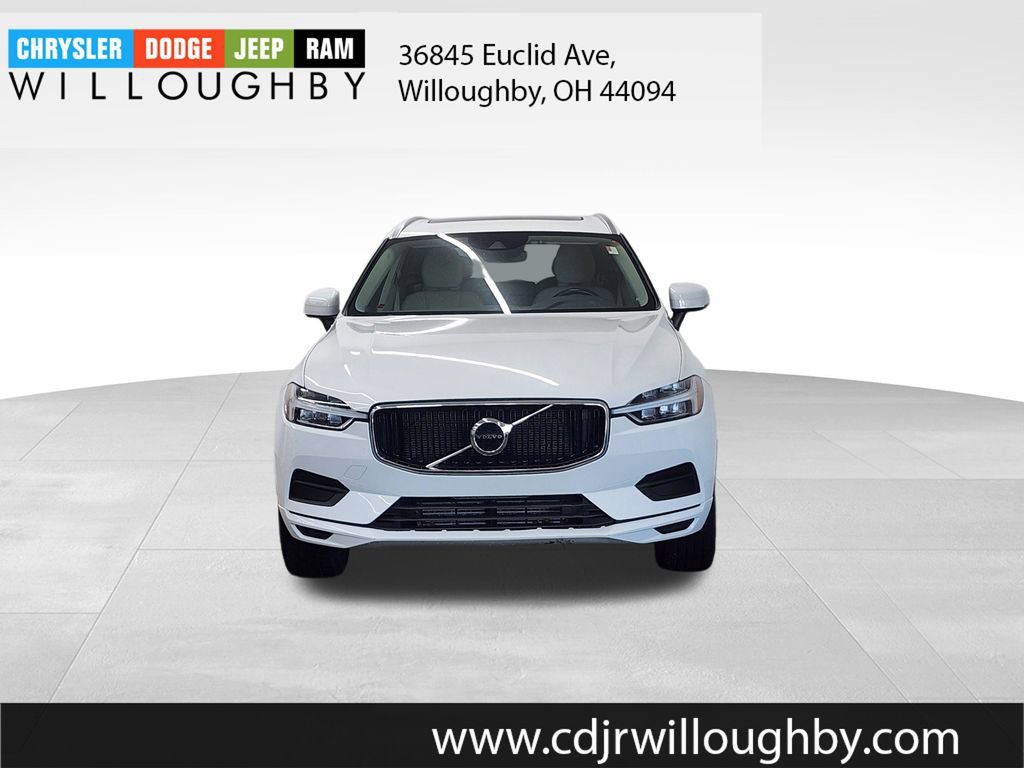 Used 2020 Volvo XC60 T6 Momentum AWD/4WD image 2