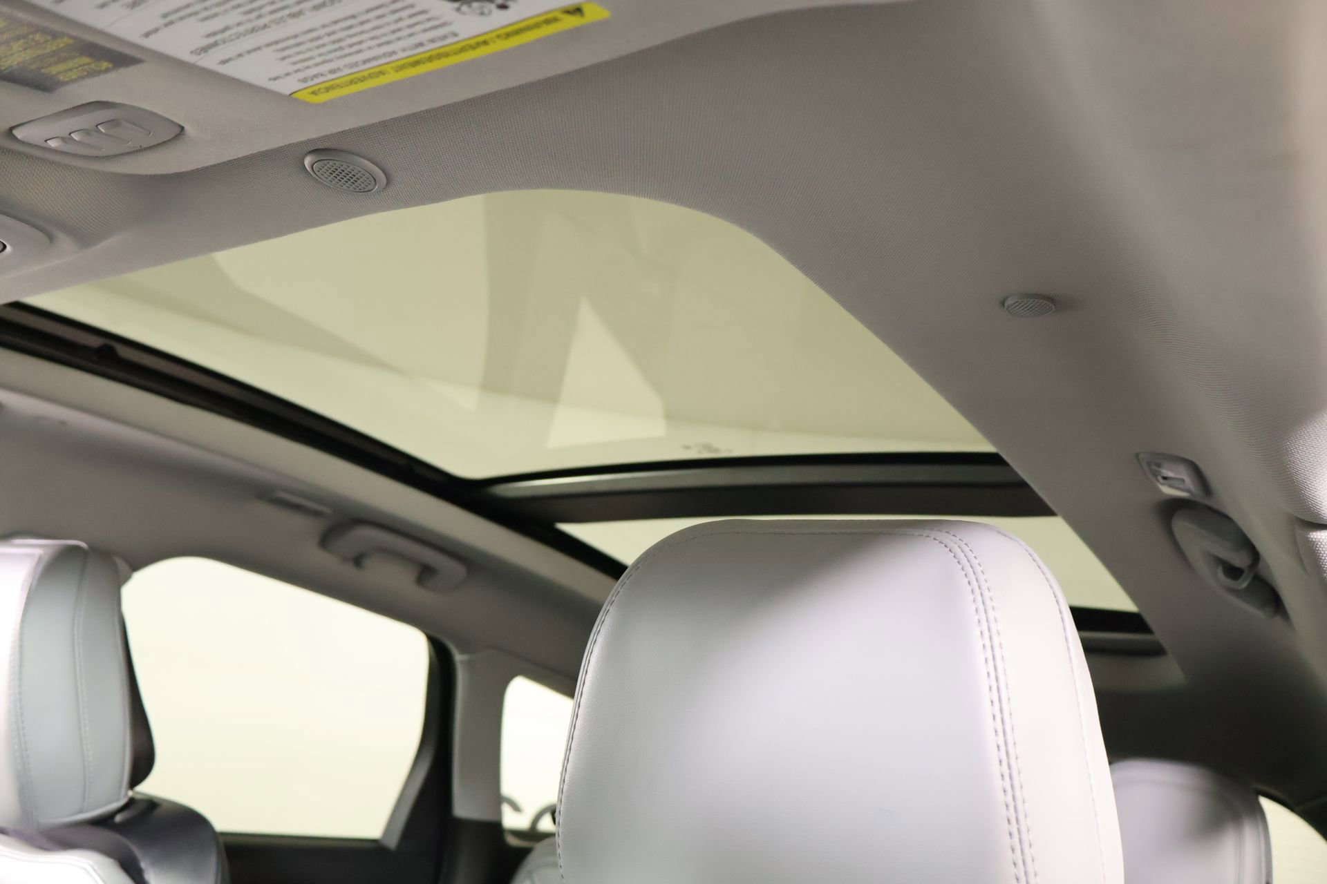 Used 2020 Lincoln Corsair Reserve w/ Equipment Group 201A FWD image 17