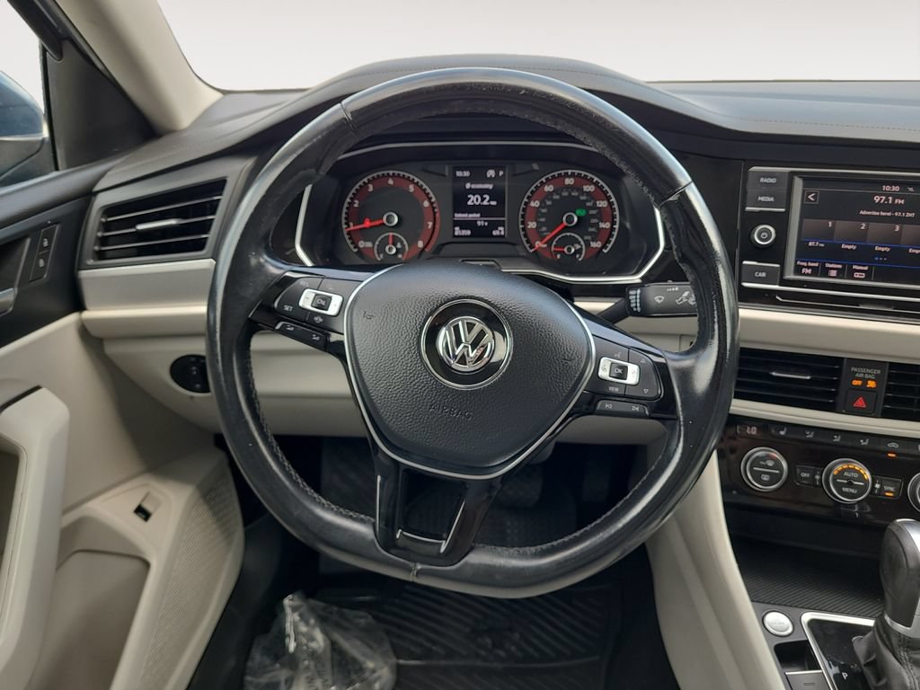 Used 2019 Volkswagen Jetta SE FWD image 12