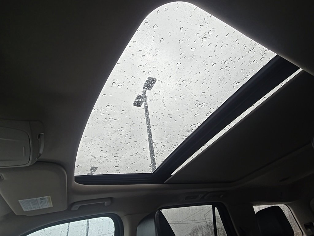 Used 2024 Ford Expedition XLT image 30