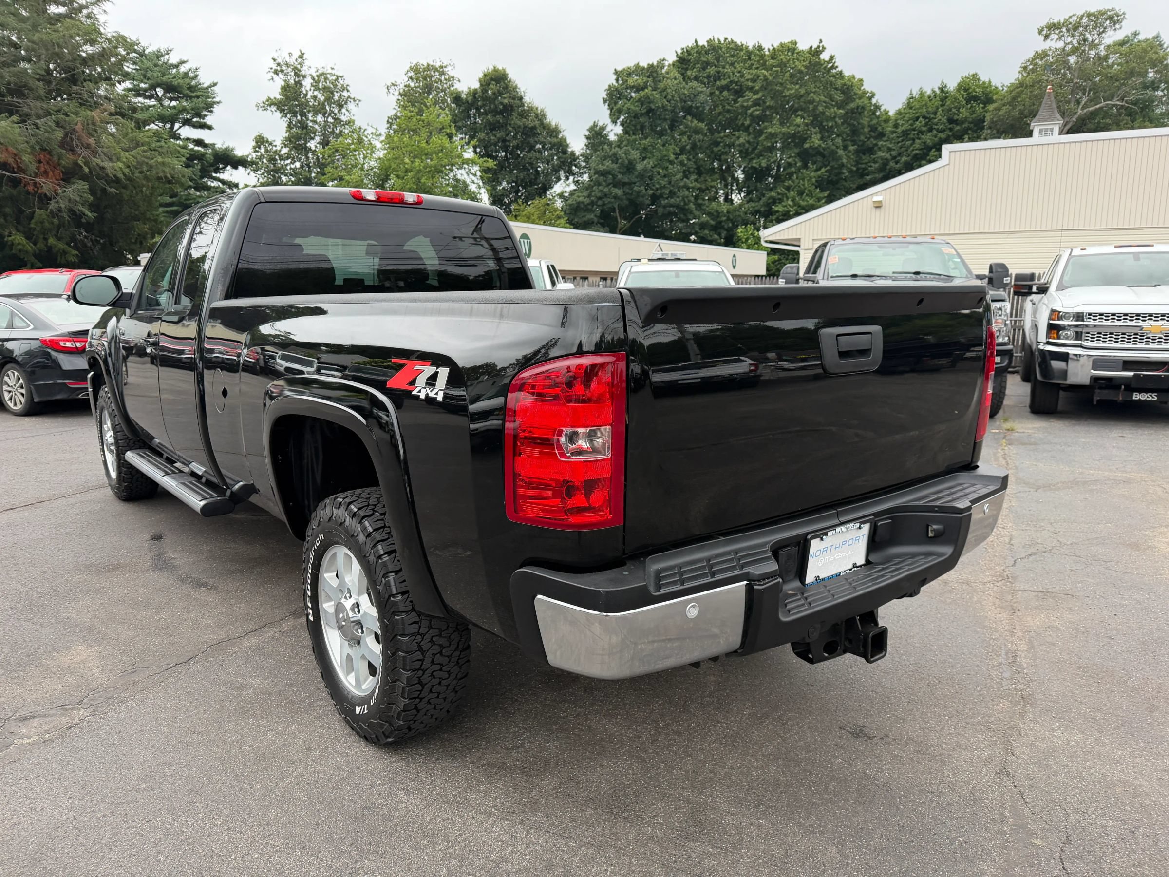 Used 2013 Chevrolet Silverado 2500 LTZ w/ LTZ Plus Package AWD/4WD image 4