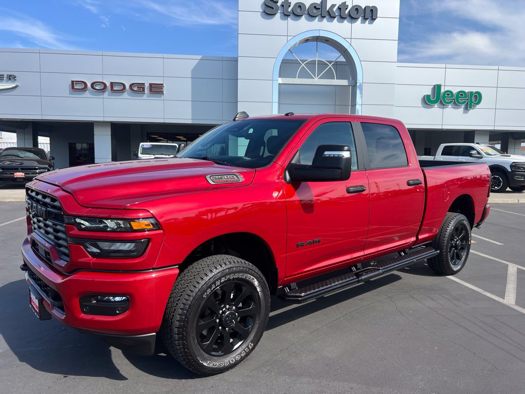 Used 2026 RAM 2500 Big Horn AWD/4WD image 1