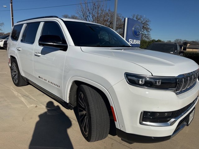 Used 2023 Jeep Grand Wagoneer Series III image 1