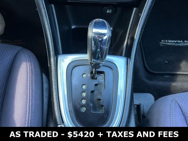 Used 2013 Chrysler 200 Touring image 23