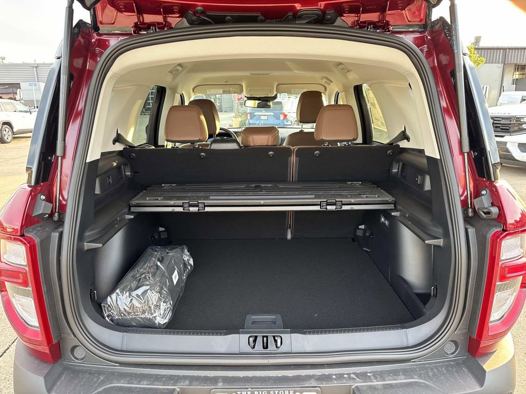 New 2025 Ford Bronco Sport Outer Banks image 5