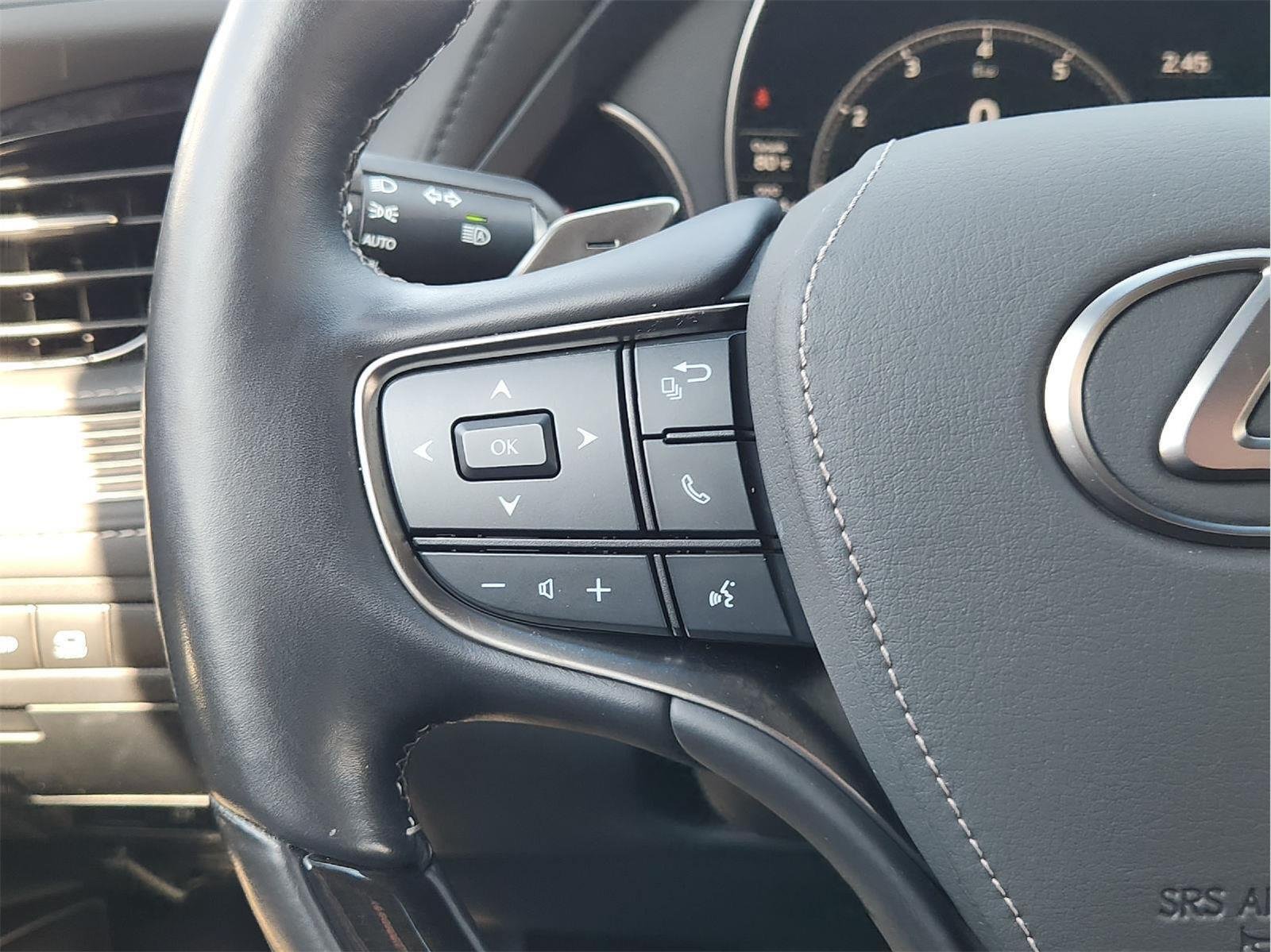 Used 2021 Lexus LS 500 w/ Interior Upgrade Package RWD image 29