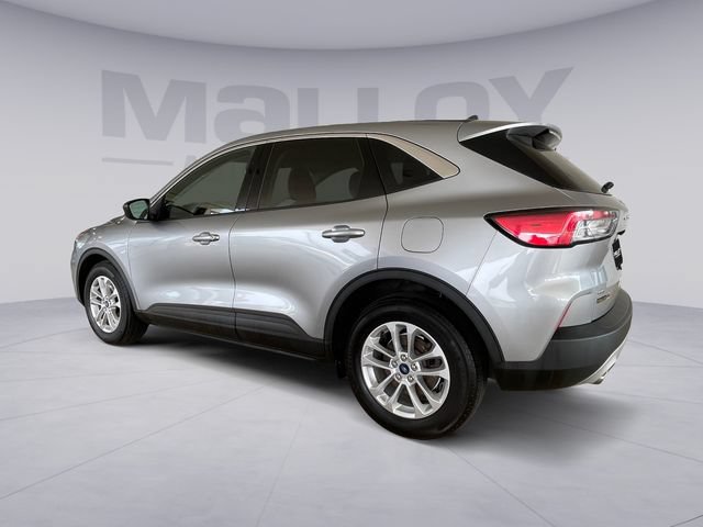 Certified 2022 Ford Escape SE w/ Convenience Package FWD image 3