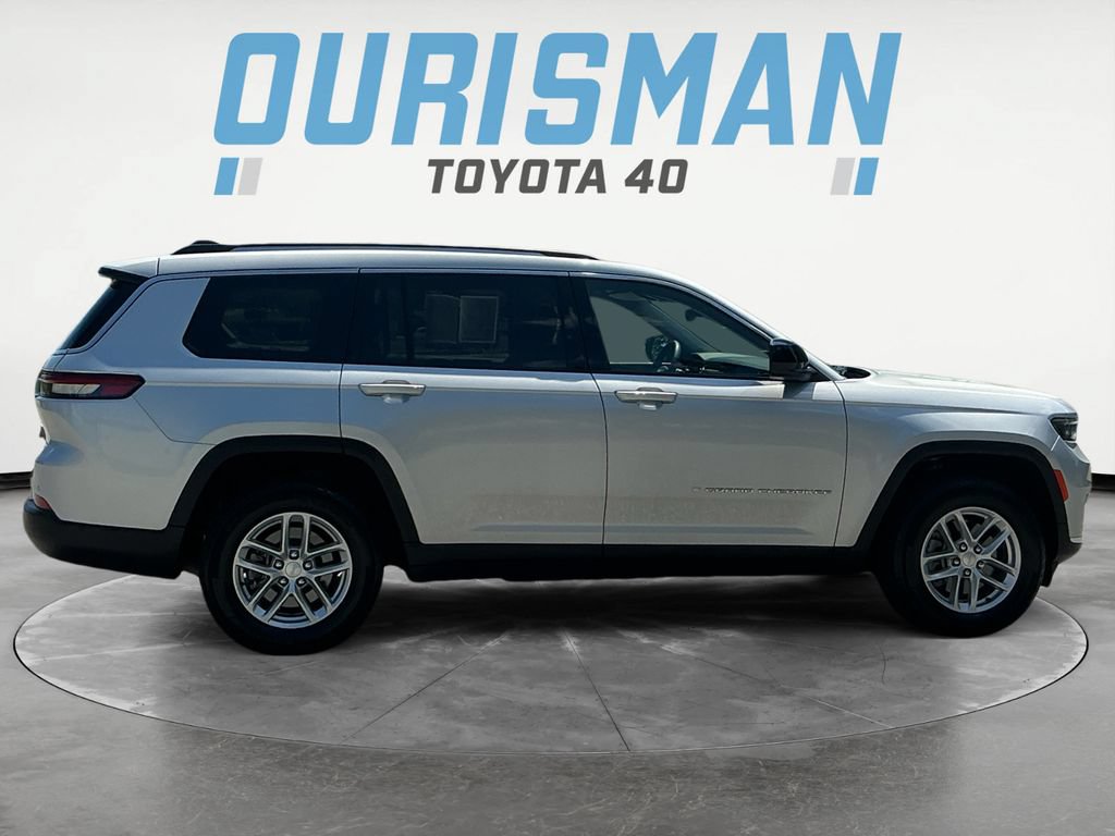 Used 2023 Jeep Grand Cherokee L Laredo AWD/4WD image 8
