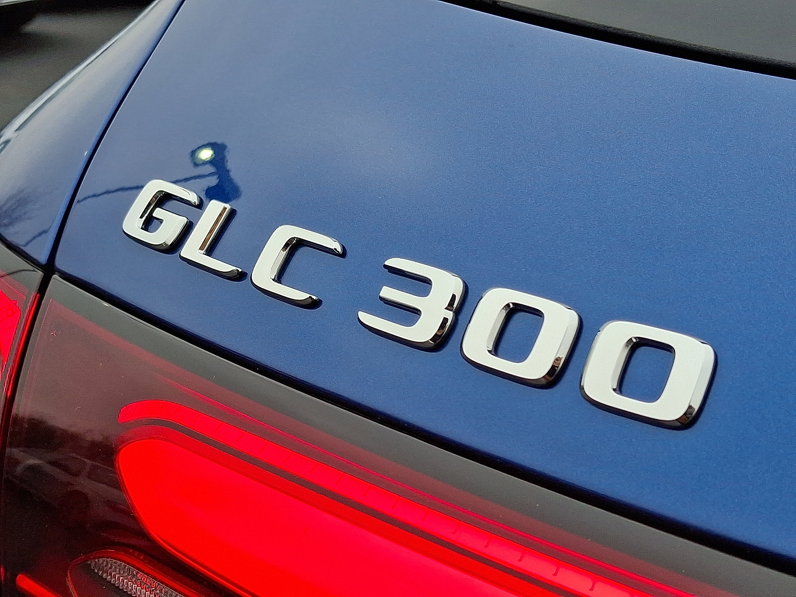 Used 2026 Mercedes-Benz GLC 300 4MATIC image 23