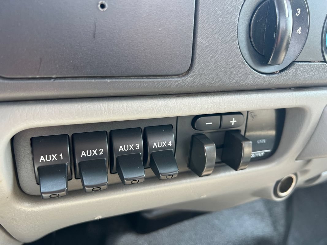 Used 2007 Ford F250 XL AWD/4WD image 15