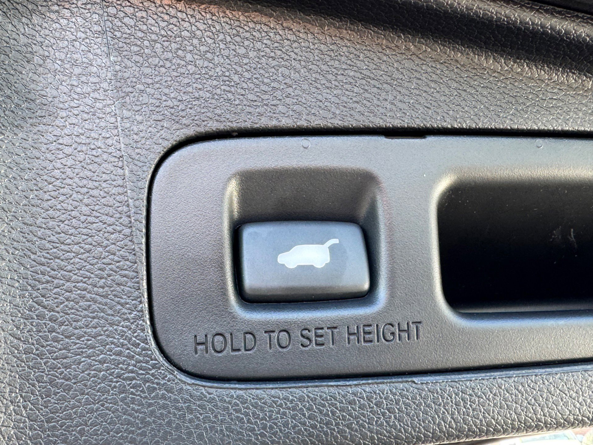 Used 2018 Honda CR-V EX-L image 12