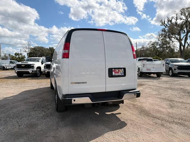 New 2026 Chevrolet Express 2500 w/ Driver Convenience Package RWD image 10