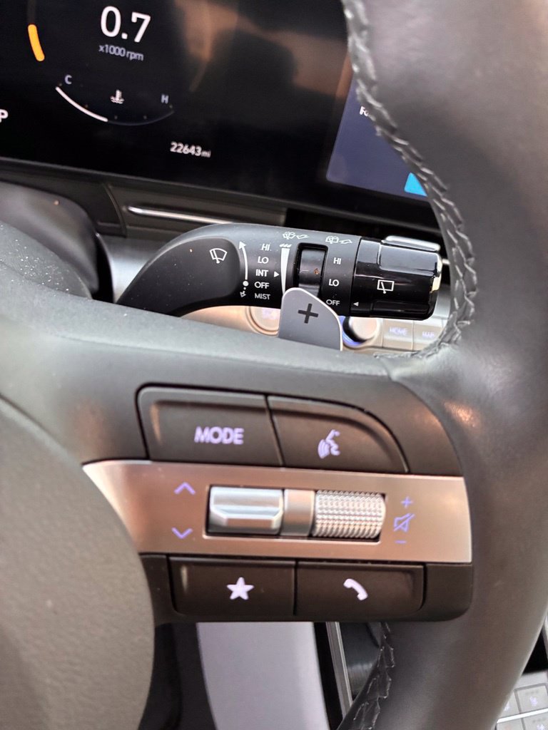 Certified 2024 Hyundai Kona Limited AWD/4WD image 32