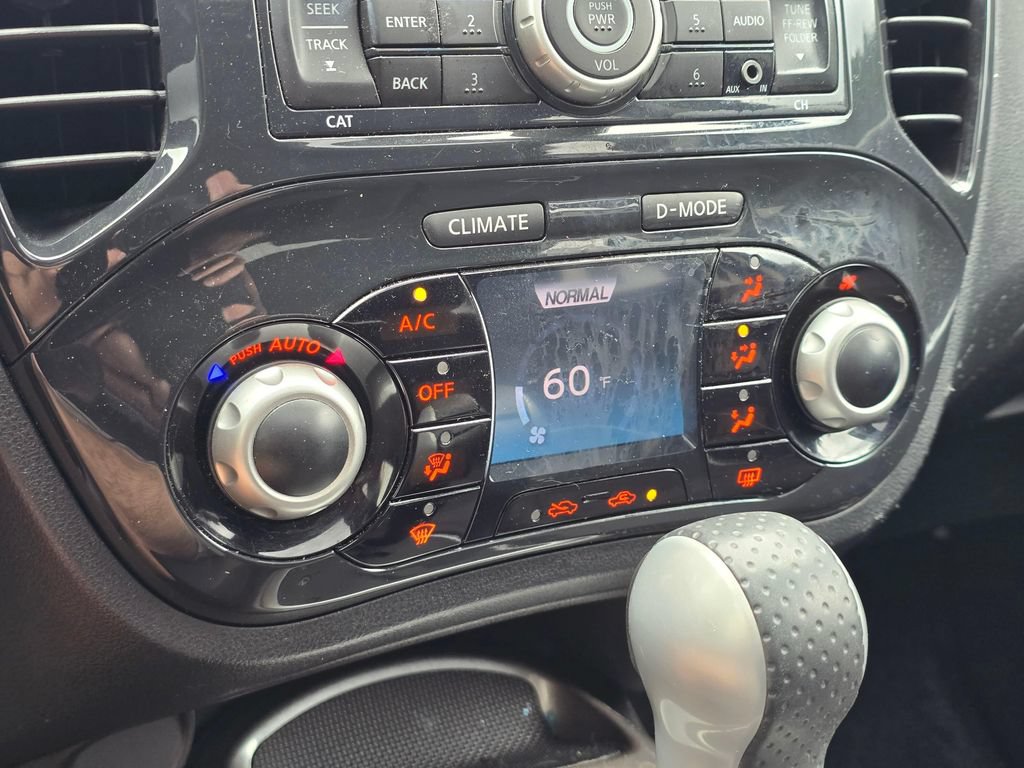 Used 2013 Nissan Juke SV AWD/4WD image 21