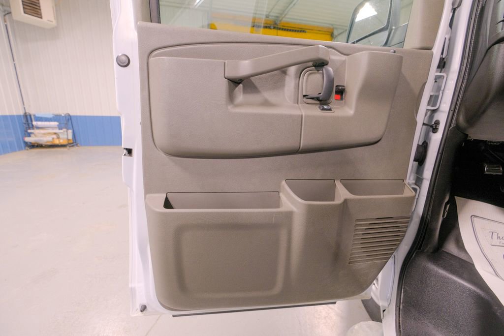 Used 2024 GMC Savana 2500 w/ Driver Convenience Package image 31