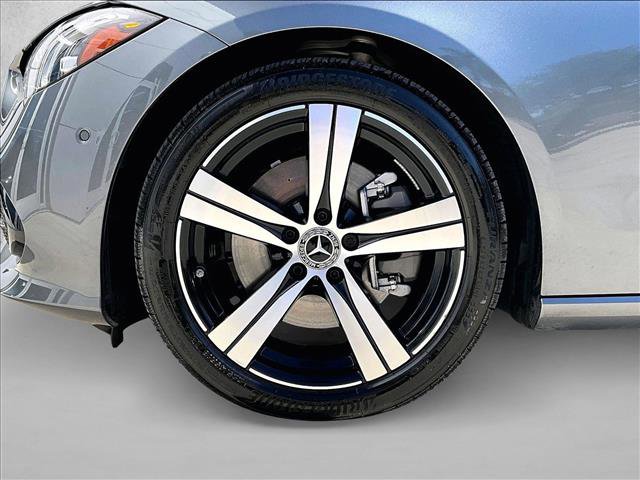 Used 2025 Mercedes-Benz C 300 Sedan image 10