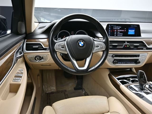 Used 2018 BMW 740i w/ Executive Package RWD image 23