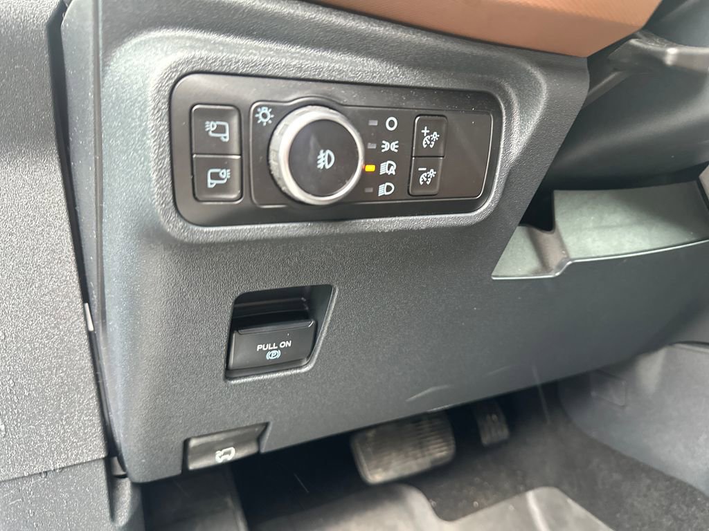 Used 2024 Ford Bronco Outer Banks AWD/4WD image 5