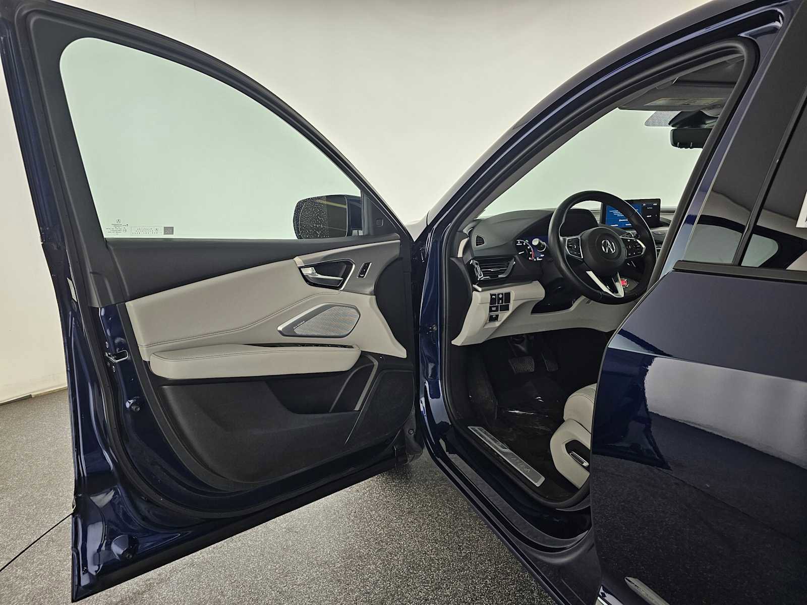 Used 2023 Acura RDX FWD w/ Technology Package image 19