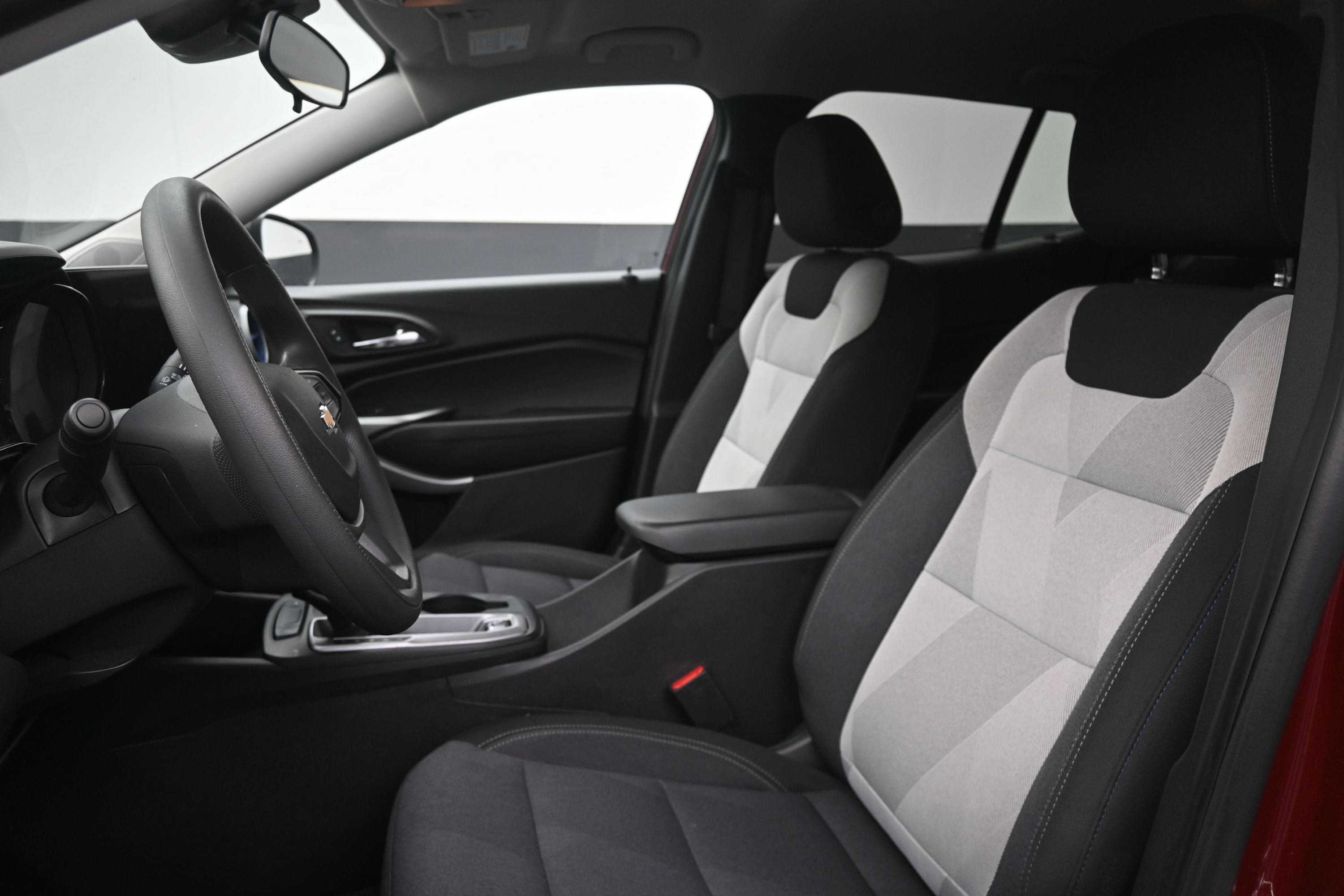 Certified 2024 Chevrolet Trax LS w/ Driver Confidence Package FWD image 19