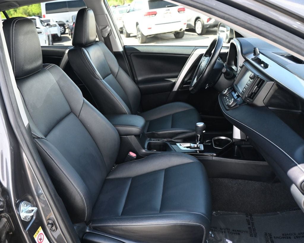 Used 2016 Toyota RAV4 Limited FWD image 16