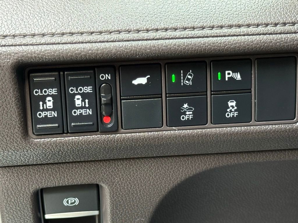 Used 2020 Honda Odyssey Elite image 10