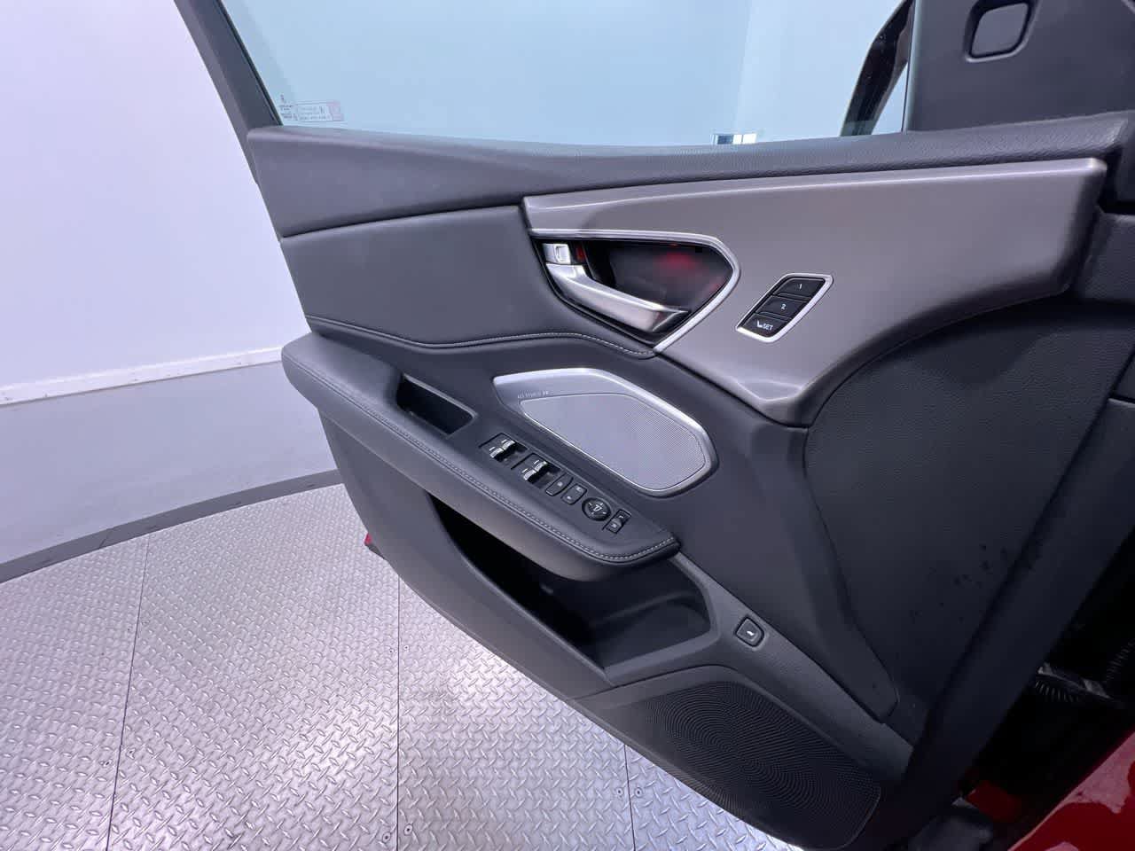 Used 2019 Acura RDX A-Specw/ Technology Package AWD/4WD image 32