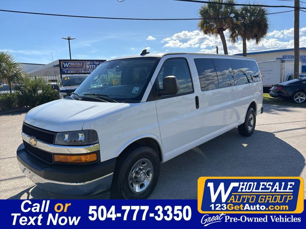 Used 2019 Chevrolet Express 3500 LT w/ LT Preferred Equipment Group RWD image 1