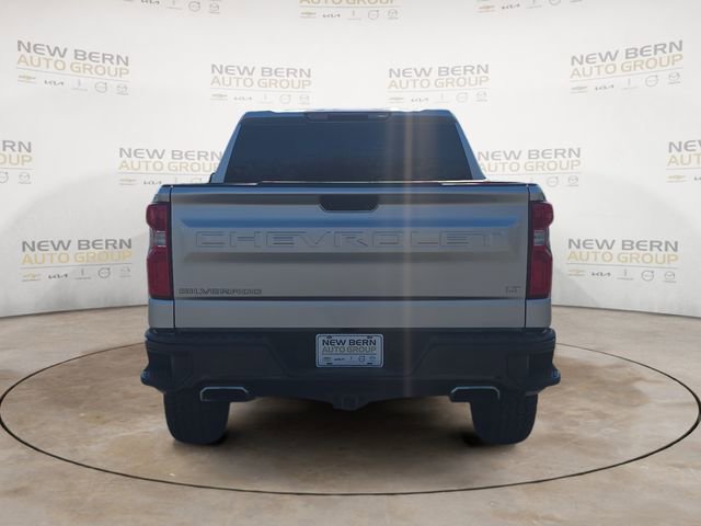 Used 2021 Chevrolet Silverado 1500 LT Trail Boss w/ Bed Protection Package image 4