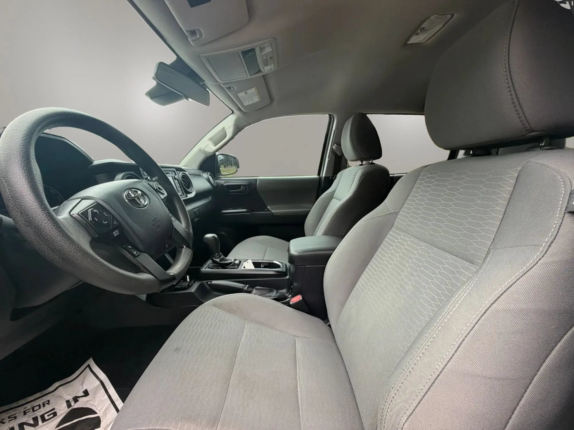 Used 2018 Toyota Tacoma SR w/ SR Convenience Package RWD image 13