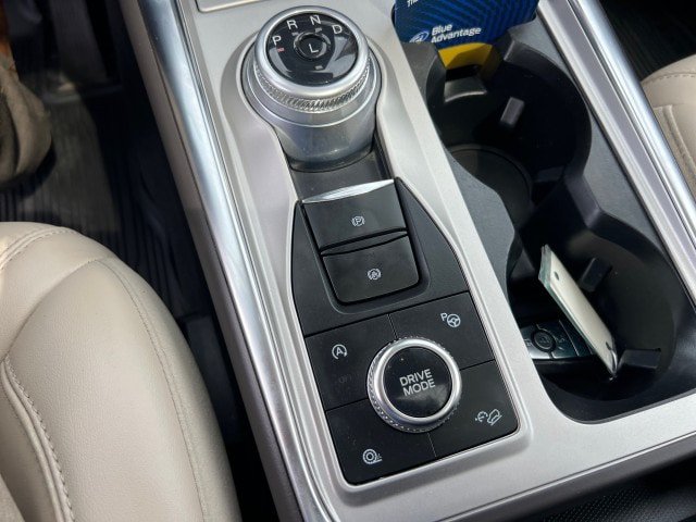 Certified 2023 Ford Explorer Platinum w/ Technology Package AWD/4WD image 22