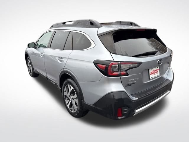 Used 2022 Subaru Outback Limited image 3