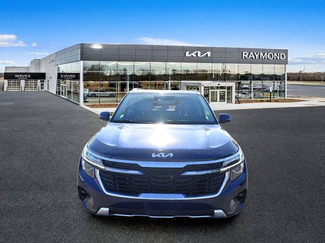 Certified 2024 Kia Seltos EX AWD/4WD image 8