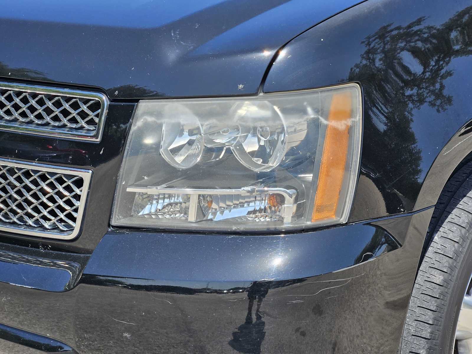 Used 2013 Chevrolet Tahoe LT w/ Texas Edition RWD image 7