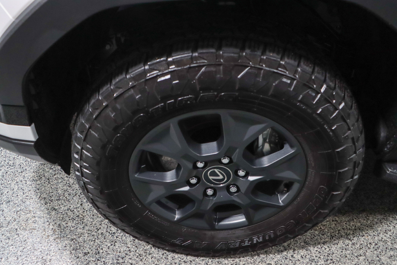 Used 2024 Lexus GX 550 image 11