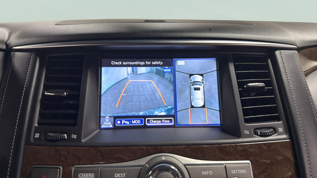 Used 2016 INFINITI QX80 4WD w/ Signature Edition Package image 28