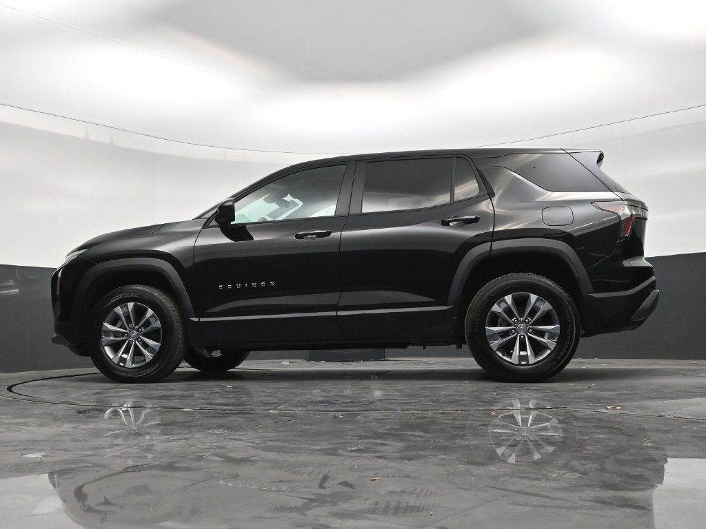 Used 2026 Chevrolet Equinox LT w/ Safety and Technology Package FWD image 21